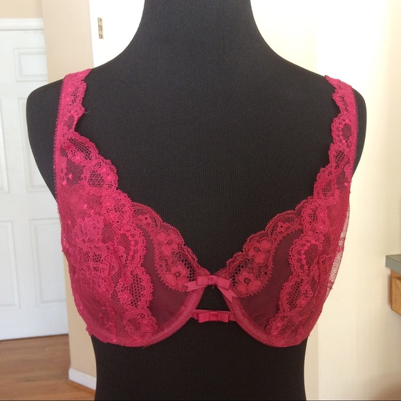 Vintage Victoria’s Secret Lace Plunge Bra 34C - Picture 2 of 13